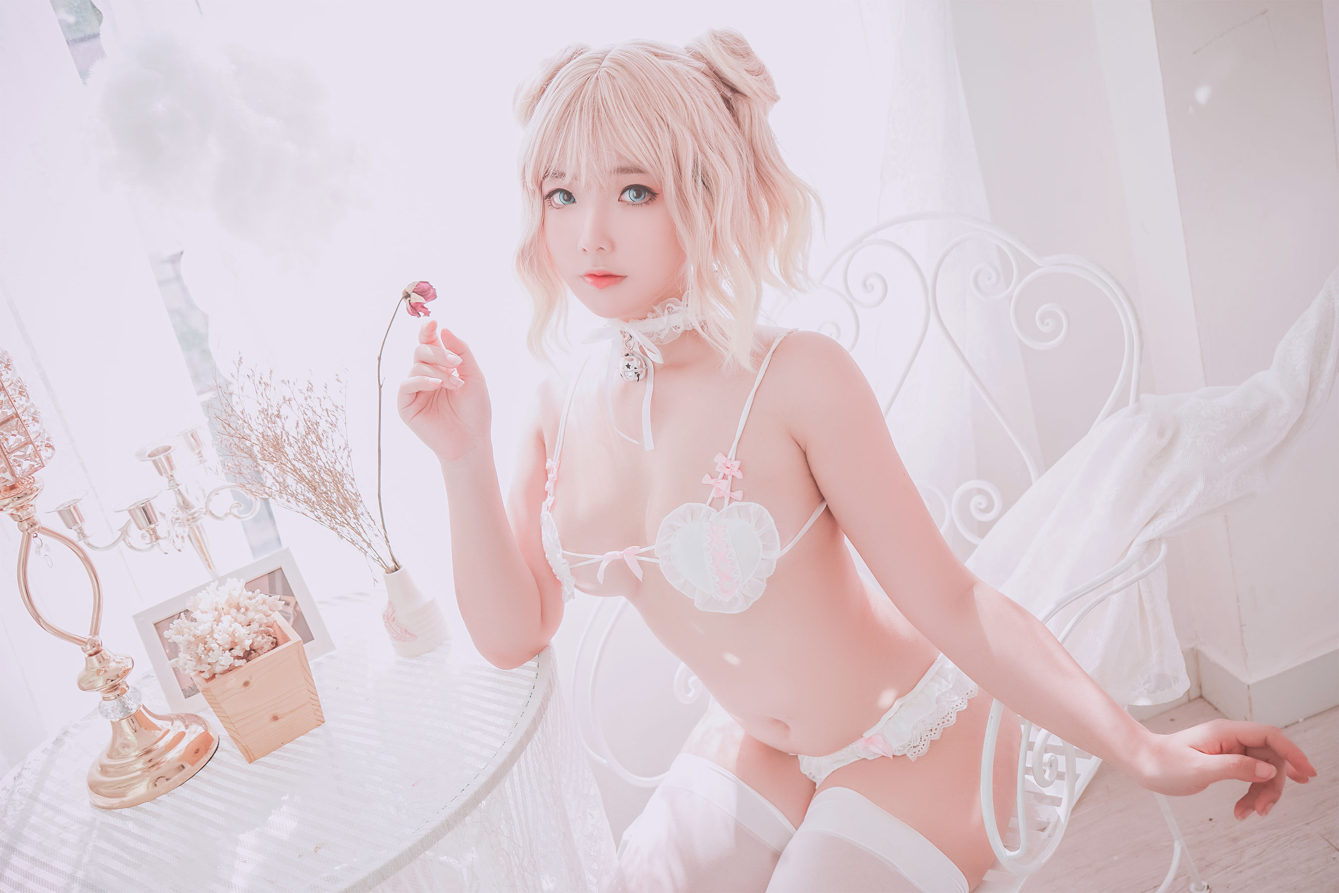 [Messie Huang]写真 – Pure Bath